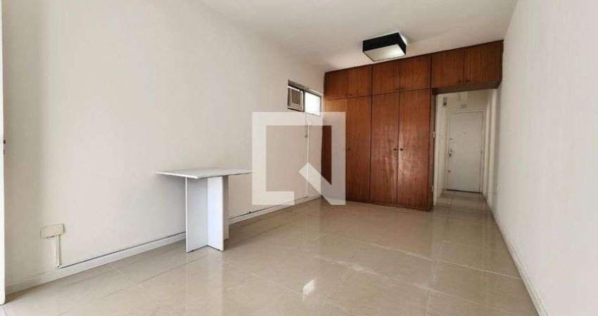 Kitnet / Stúdio para Aluguel - Gonzaga , 1 Quarto,  45 m² - Santos
