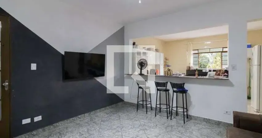 Casa para Aluguel - Jardim Cocaia, 4 Quartos,  132 m² - Guarulhos