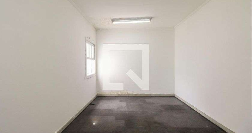 Casa para Aluguel - Tatuapé, 2 Quartos,  100 m² - São Paulo
