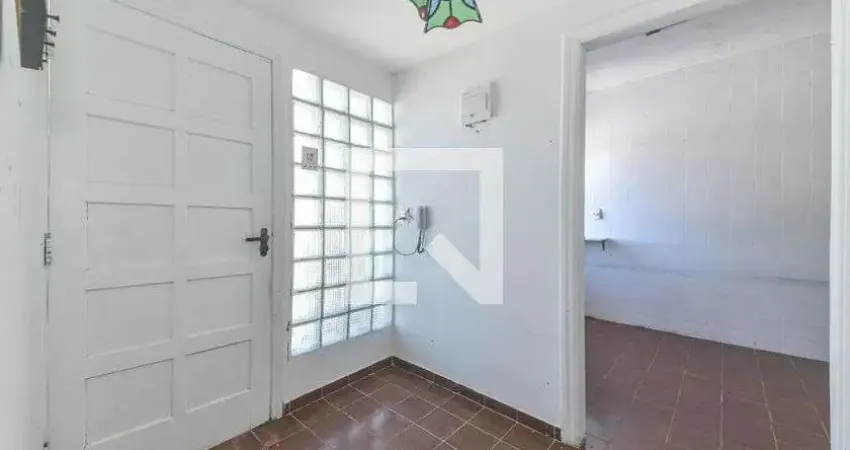 Casa com 1 quarto para alugar na Rua Galileu, Campo Belo, São Paulo
