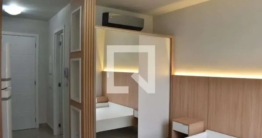 Kitnet / Stúdio para Aluguel - Centro, 1 Quarto,  29 m² - Curitiba