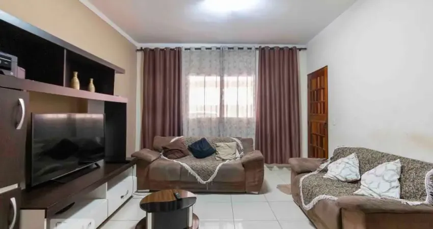 Casa para Aluguel - Itaquera, 4 Quartos,  250 m² - São Paulo