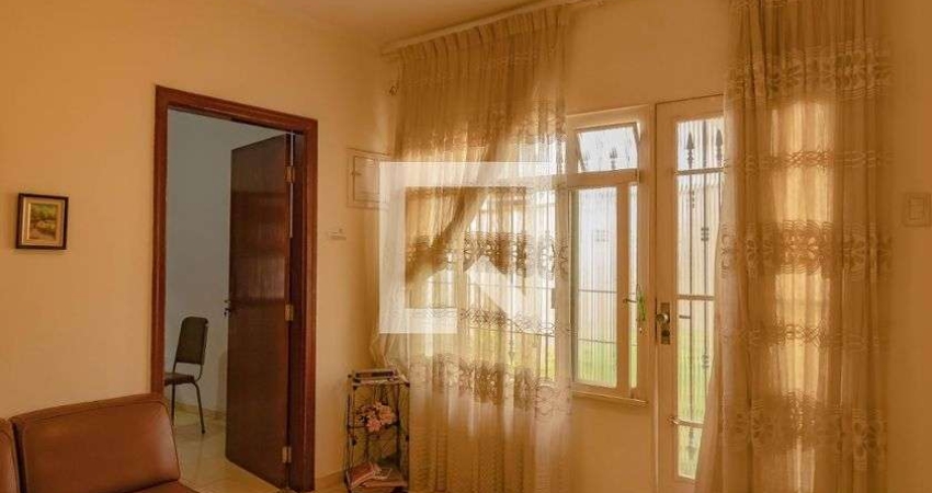 Casa para Aluguel - Vila Campestre, 2 Quartos,  180 m² - São Paulo