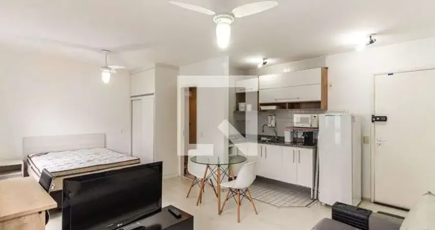 Kitnet / Stúdio para Aluguel - Santa Cecília, 1 Quarto,  30 m² - São Paulo