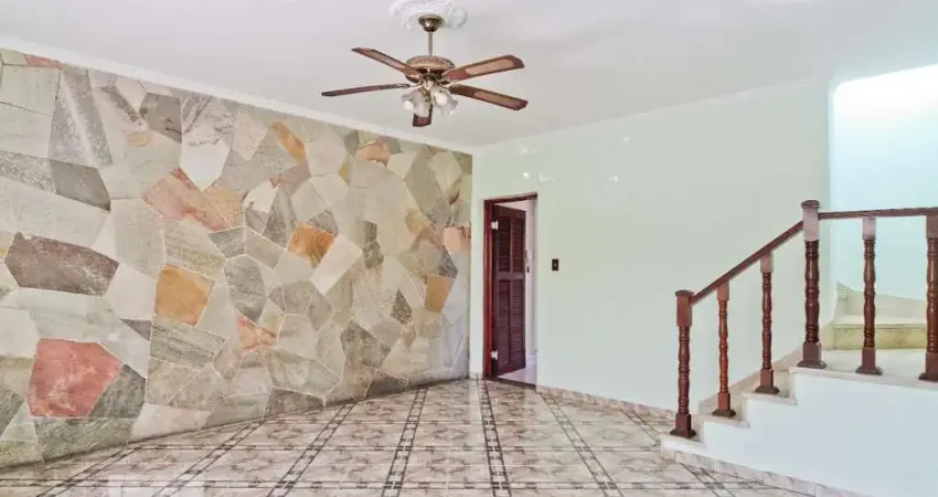 Casa para Aluguel - Água Fria, 3 Quartos,  140 m² - São Paulo