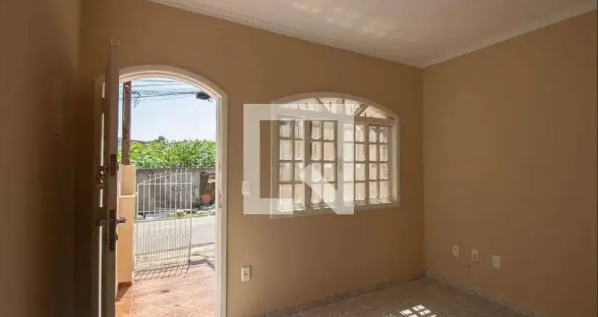 Casa para Aluguel - Itaquera, 2 Quartos,  130 m² - São Paulo