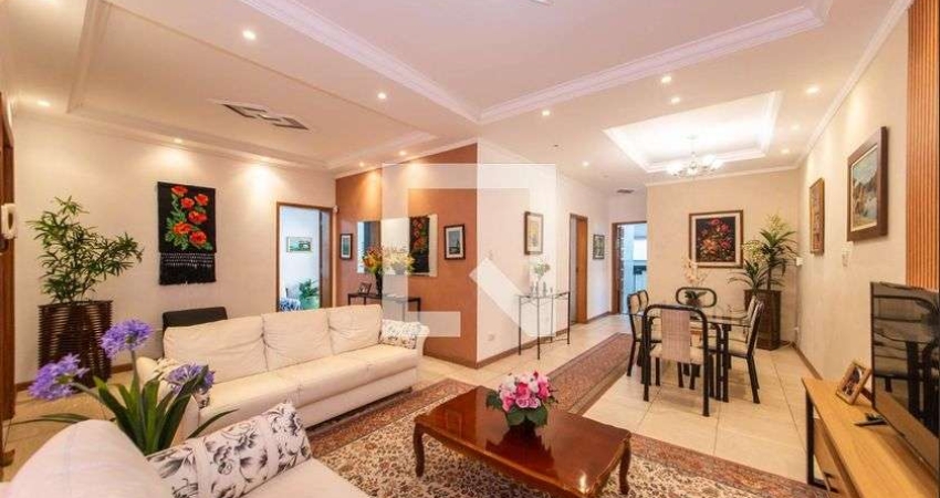 Casa para Aluguel - Jabaquara, 3 Quartos,  300 m² - São Paulo