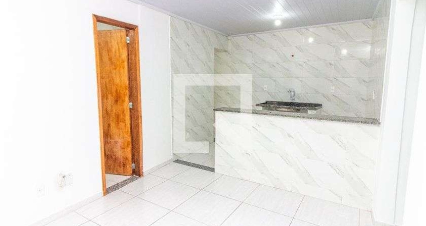 Casa para Aluguel - Vila Valqueire, 2 Quartos,  52 m² - Rio de Janeiro