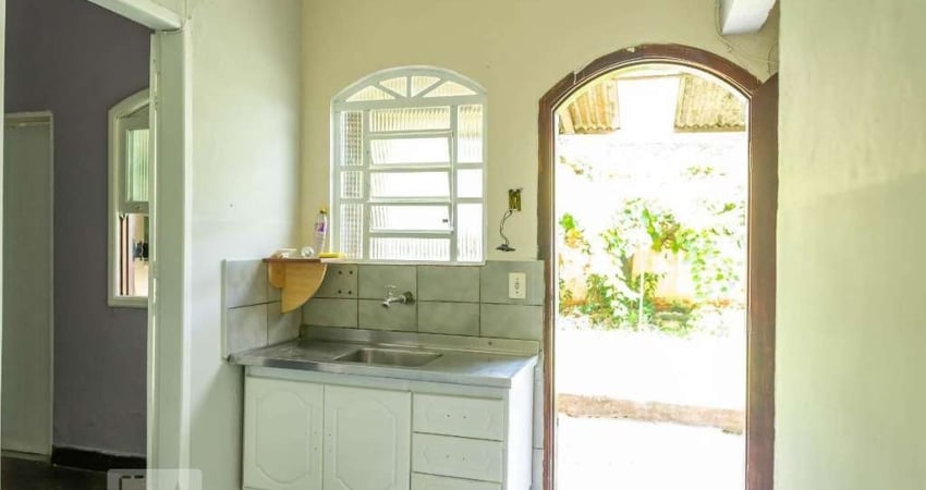 Casa para Aluguel - Vila Carrão, 1 Quarto,  55 m² - São Paulo