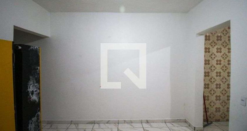 Casa para Aluguel - Jardim Nossa Senhora do Carmo, 2 Quartos,  50 m² - São Paulo