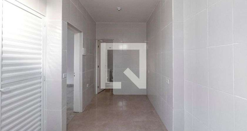 Casa para Aluguel - Ipiranga, 1 Quarto,  32 m² - São Paulo