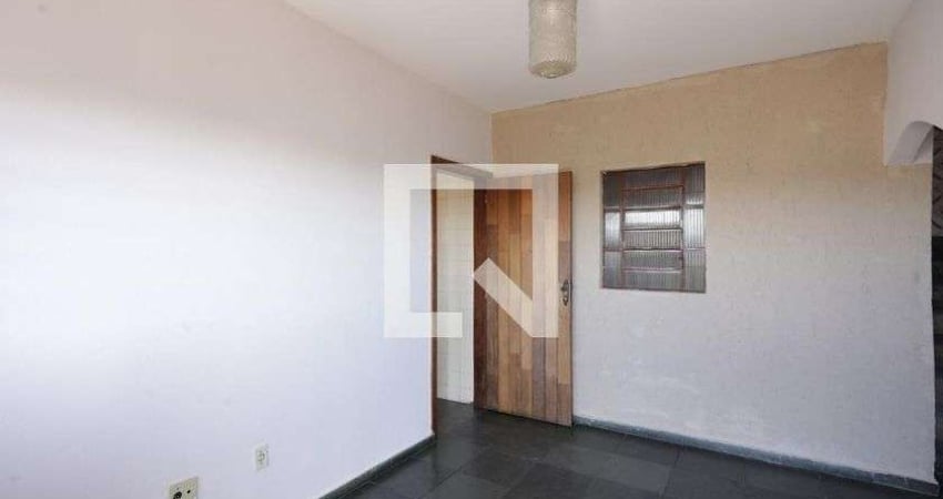 Casa para Aluguel - Ipê, 3 Quartos,  110 m² - Belo Horizonte