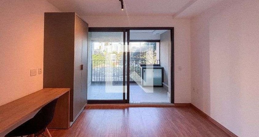 Kitnet / Stúdio para Aluguel - Sumaré, 1 Quarto,  27 m² - São Paulo
