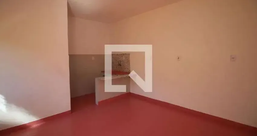 Casa para Aluguel - Irajá, 1 Quarto,  30 m² - Rio de Janeiro