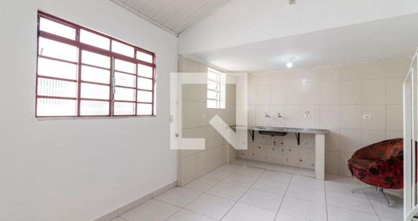 Casa para Aluguel - Água Fria, 1 Quarto,  61 m² - São Paulo