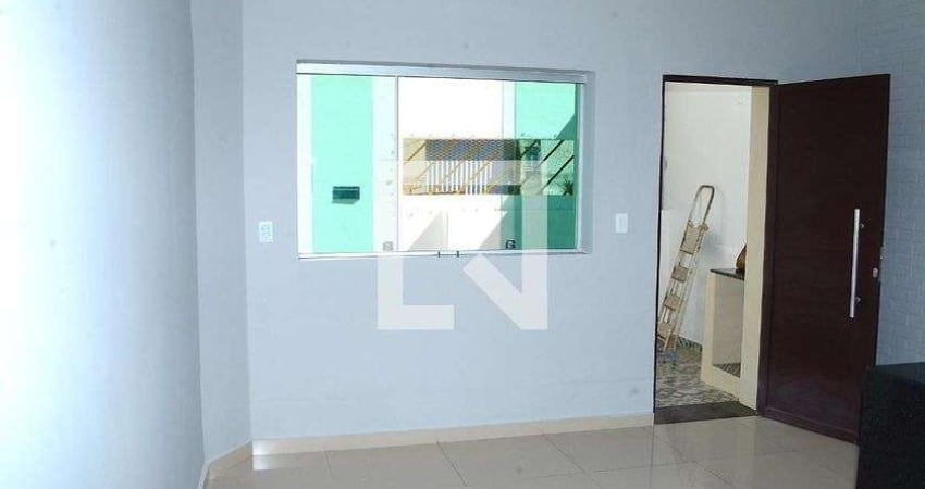 Casa para Aluguel - Nova Vista, 2 Quartos,  55 m² - Belo Horizonte