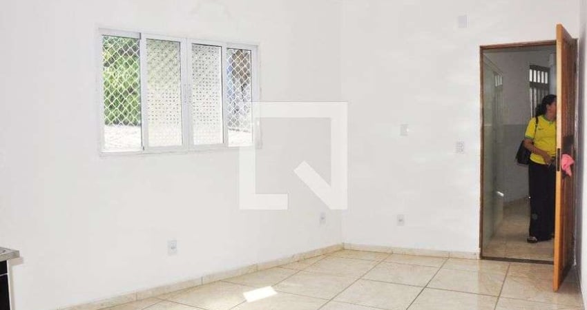 Casa para Aluguel - Pirituba, 1 Quarto,  35 m² - São Paulo