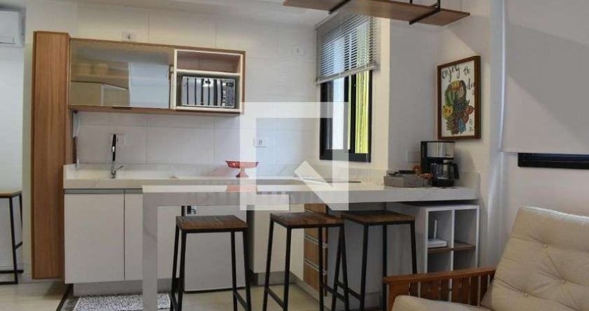 Apartamento para Aluguel - Centro, 1 Quarto,  35 m² - Curitiba