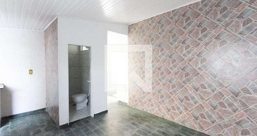 Casa para Aluguel - Alto da Lapa, 1 Quarto,  30 m² - São Paulo