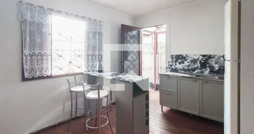Casa para Aluguel - Campo Novo, 1 Quarto,  48 m² - Porto Alegre