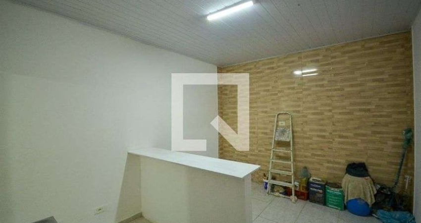 Casa para Aluguel - Vila Liviero, 1 Quarto,  40 m² - São Paulo