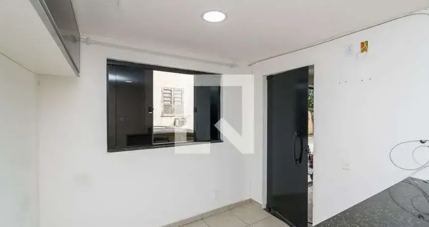 Casa / Sobrado em Condomínio para Aluguel - Ramos, 1 Quarto,  40 m² - Rio de Janeiro