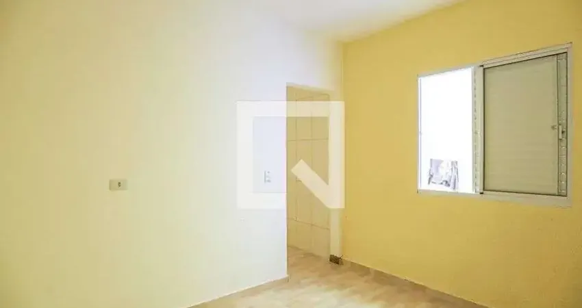 Casa para Aluguel - Jaguaribe, 1 Quarto,  35 m² - Osasco