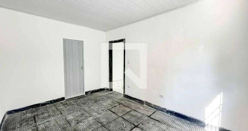 Casa para Aluguel - Água Fria, 1 Quarto,  54 m² - São Paulo