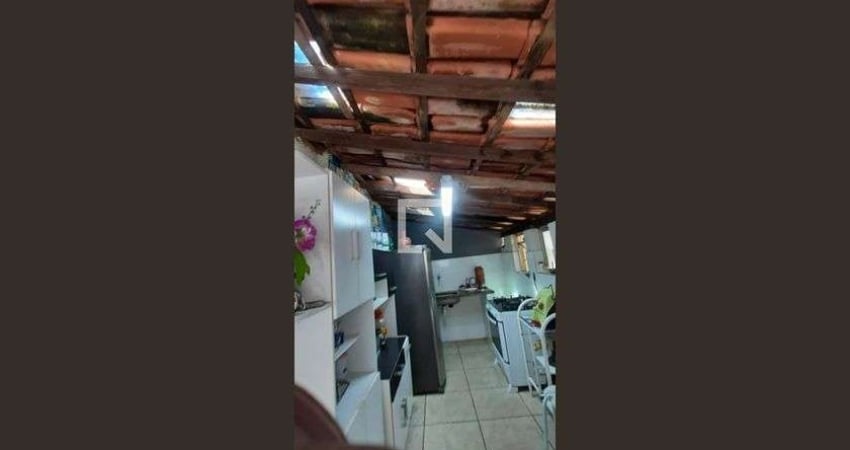 Casa para Aluguel - Olhos d&apos;Água, 1 Quarto,  45 m² - Belo Horizonte
