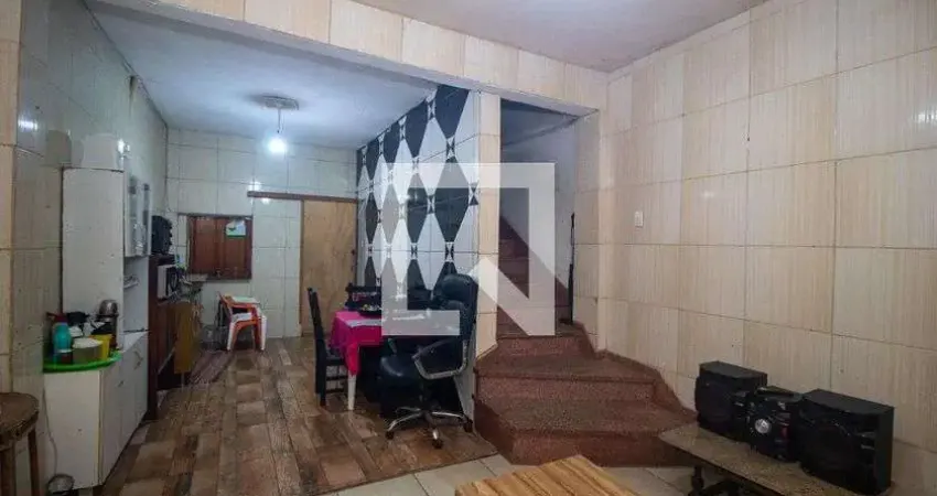 Casa para Aluguel - Azenha, 2 Quartos,  189 m² - Porto Alegre