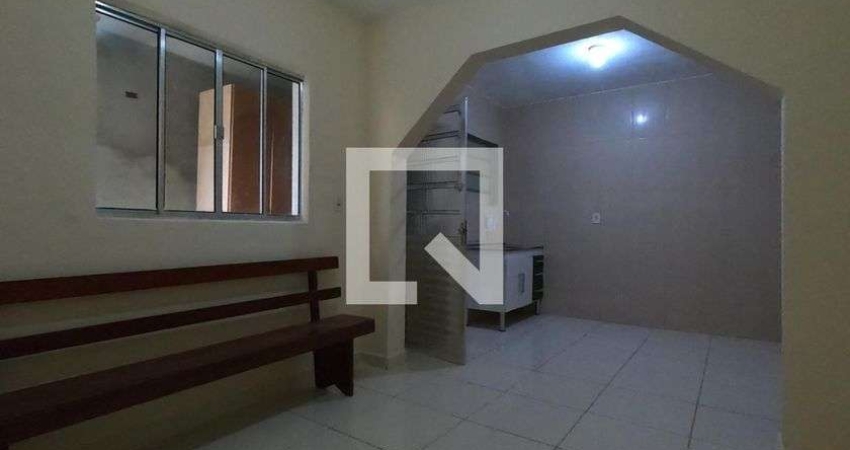 Casa para Aluguel - Jardim Olindan, 1 Quarto,  60 m² - São Paulo