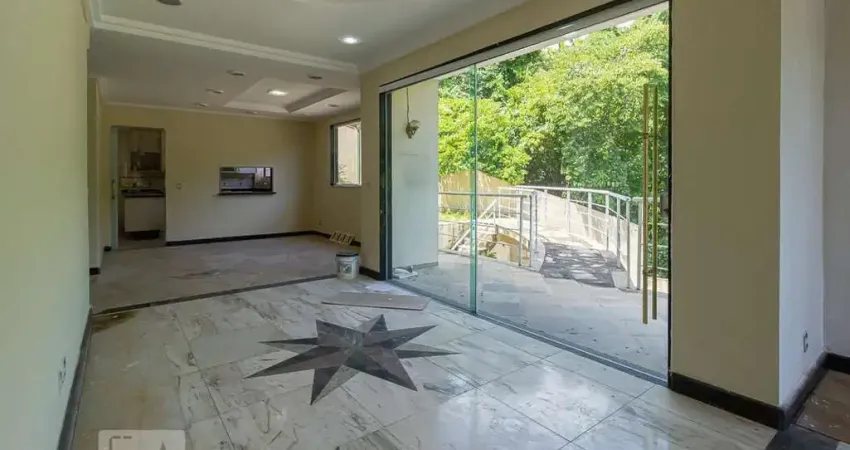 Casa / Sobrado em Condomínio para Aluguel - Freguesia , 7 Quartos,  700 m² - Rio de Janeiro