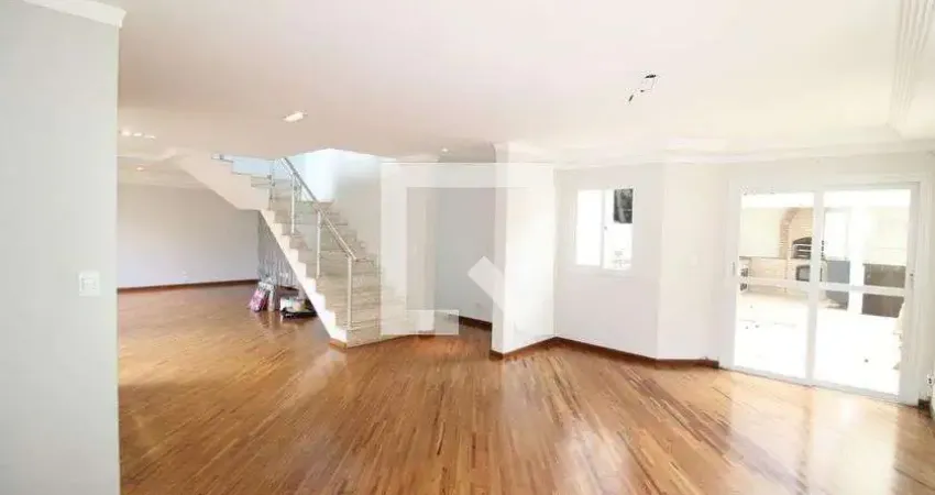 Casa / Sobrado em Condomínio para Aluguel - Água Fria, 3 Quartos,  720 m² - São Paulo