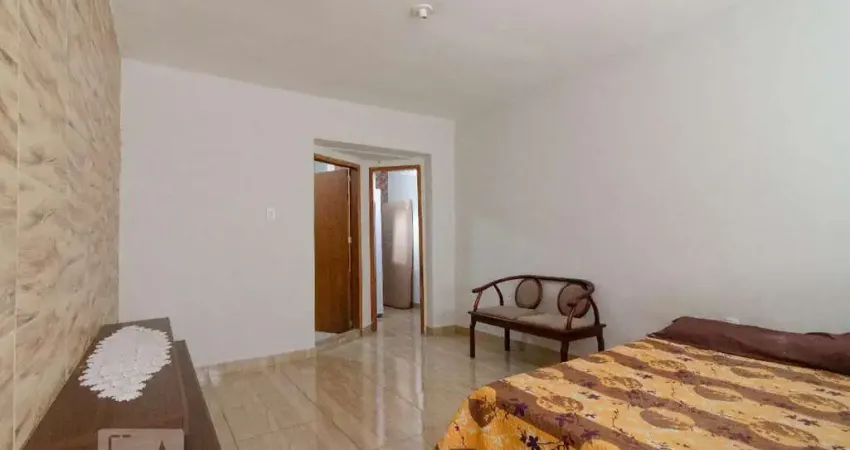 Casa para Aluguel - Nova Gameleira, 1 Quarto,  60 m² - Belo Horizonte