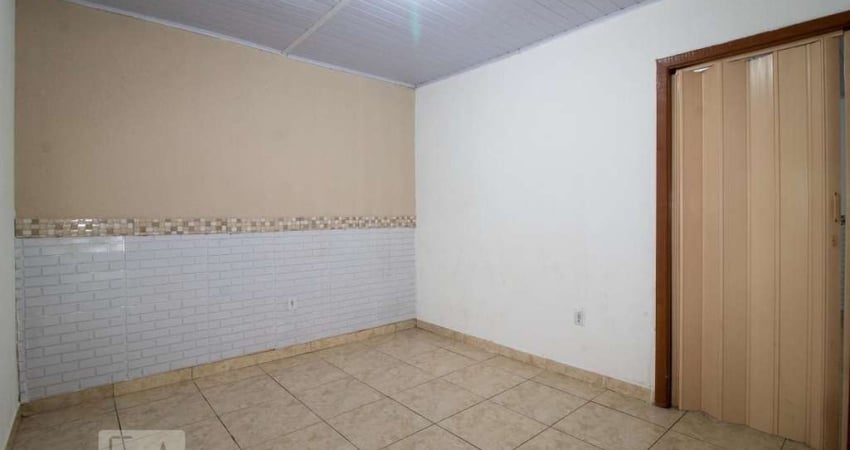 Casa para Aluguel - Sarandi, 1 Quarto,  48 m² - Porto Alegre
