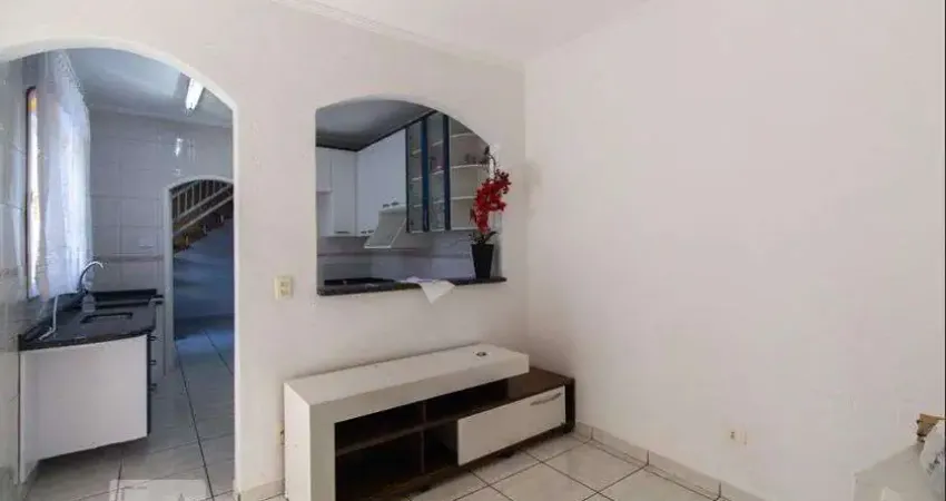 Casa para Aluguel - Jardim Santa Adelia, 2 Quartos,  70 m² - São Paulo