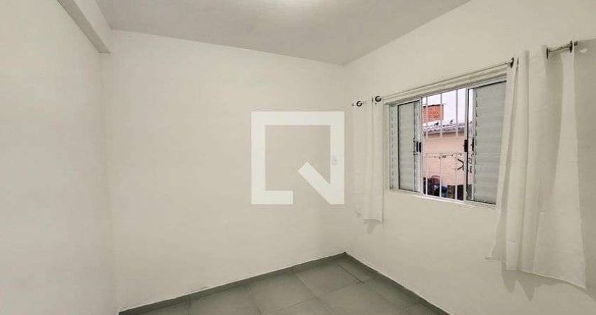 Kitnet / Stúdio para Aluguel - Maringá, 1 Quarto,  13 m² - Jundiaí
