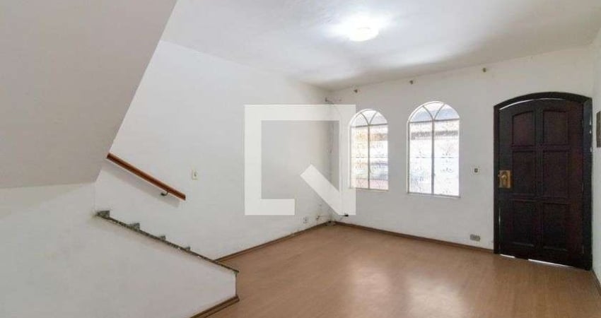 Casa para Aluguel - Taboão, 2 Quartos,  250 m² - Guarulhos