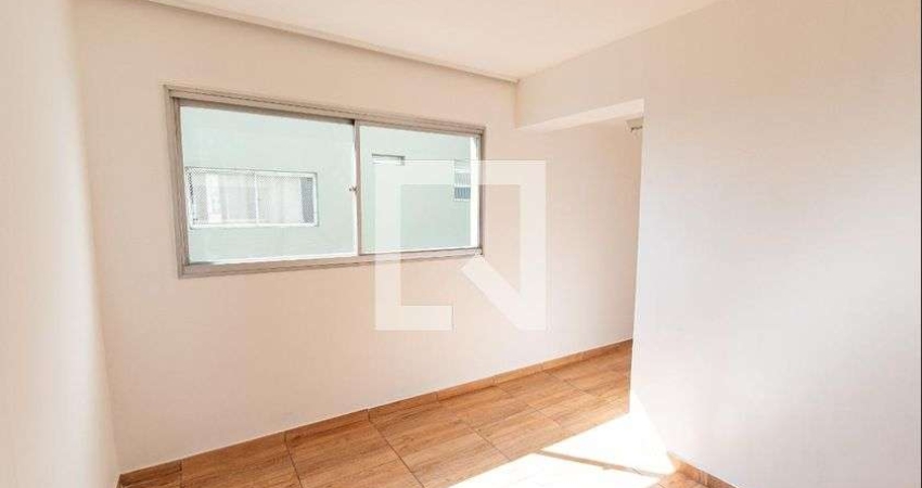 Apartamento para Aluguel - Liberdade, 1 Quarto,  71 m² - São Paulo