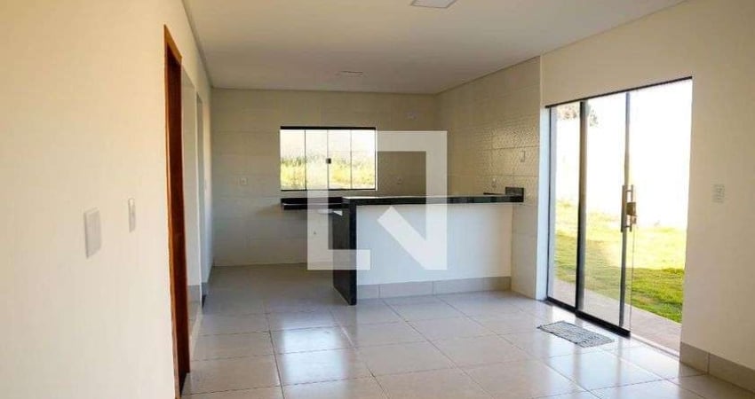 Casa para Aluguel - Jardim Maria Inês, 3 Quartos,  200 m² - Aparecida de Goiânia