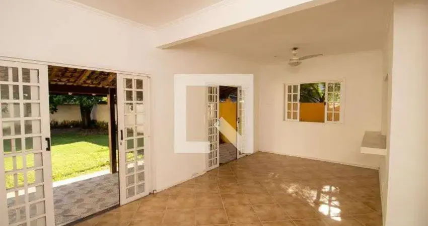 Casa para Aluguel - Recreio, 3 Quartos,  950 m² - Rio de Janeiro