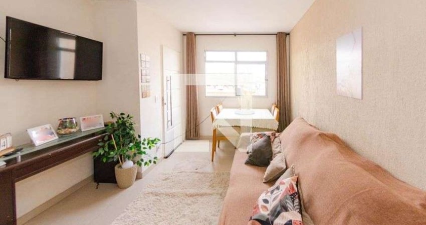 Casa para Aluguel - Havaí, 2 Quartos,  150 m² - Belo Horizonte