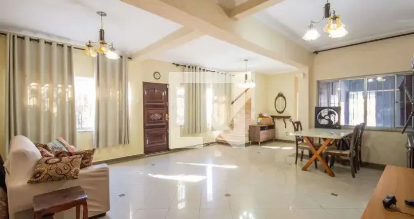 Casa para Aluguel - Jardim das Flores, 3 Quartos,  200 m² - Osasco