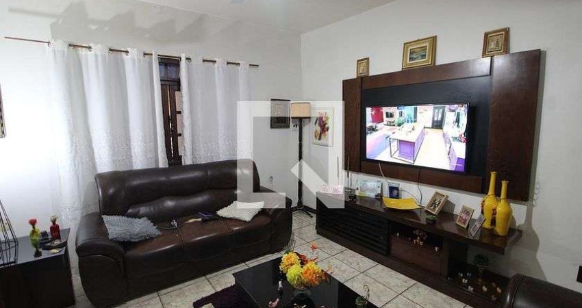 Casa para Aluguel - Piedade, 3 Quartos,  485 m² - Rio de Janeiro