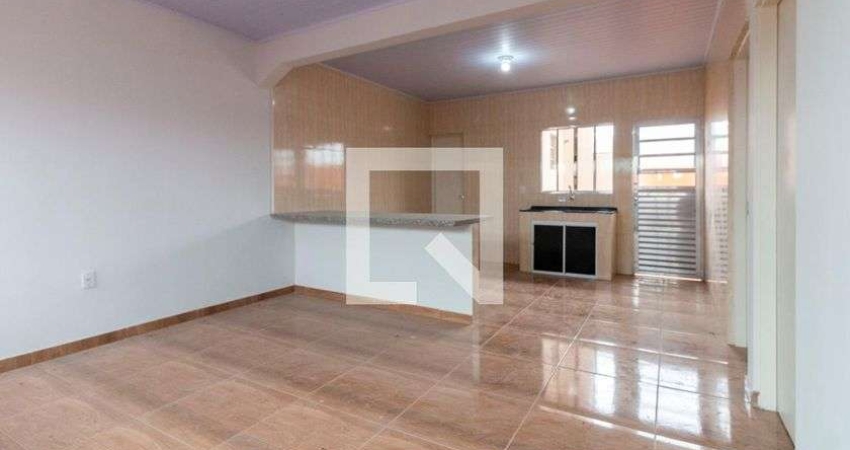 Casa para Aluguel - Itaquera, 2 Quartos,  80 m² - São Paulo