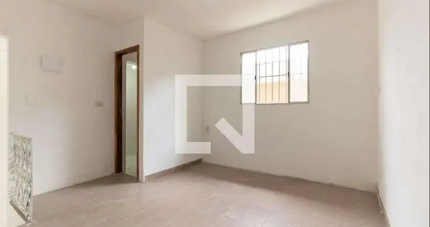 Casa para Aluguel - Jardim Santa Emília, 1 Quarto,  60 m² - São Paulo