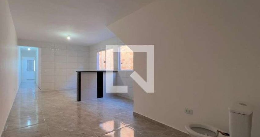 Casa para Aluguel - Parque Continental II, 2 Quartos,  60 m² - Guarulhos
