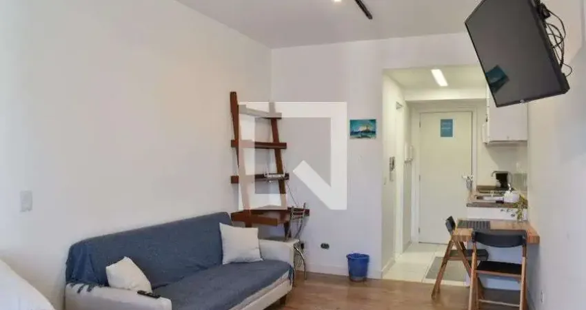 Kitnet / Stúdio para Aluguel - Centro, 1 Quarto,  28 m² - Curitiba