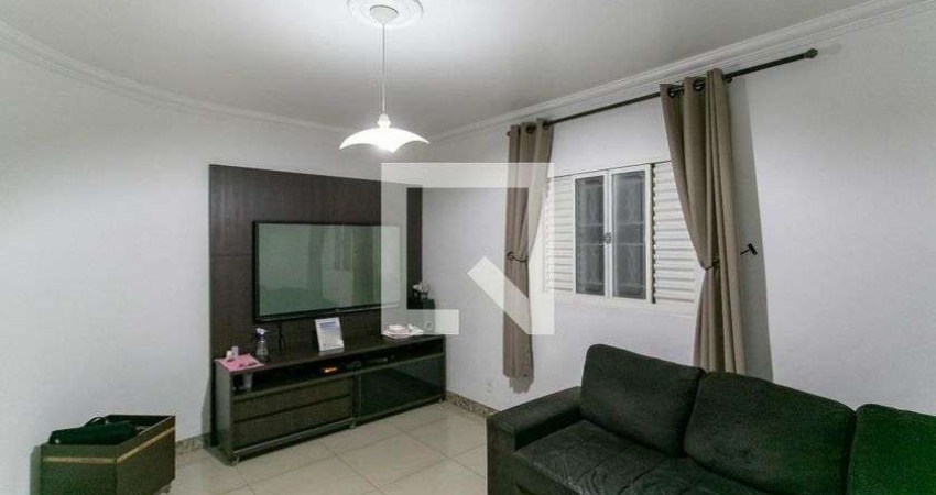 Casa para Aluguel - Itatiaia, 6 Quartos,  360 m² - Belo Horizonte
