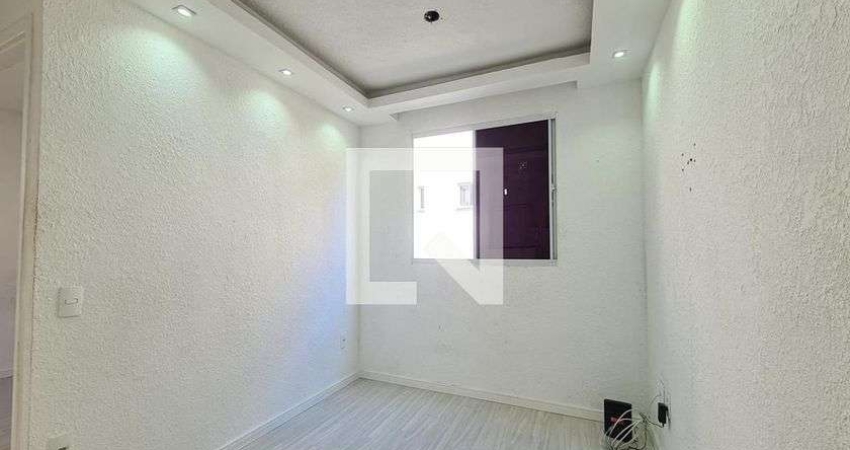 Apartamento para Aluguel - Cascadura, 2 Quartos,  37 m² - Rio de Janeiro